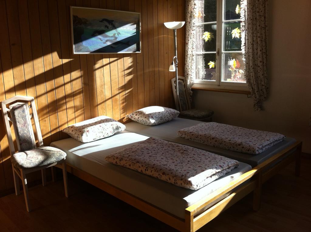Gasthof Am Bach Bed and Breakfast Boltigen Habitación foto